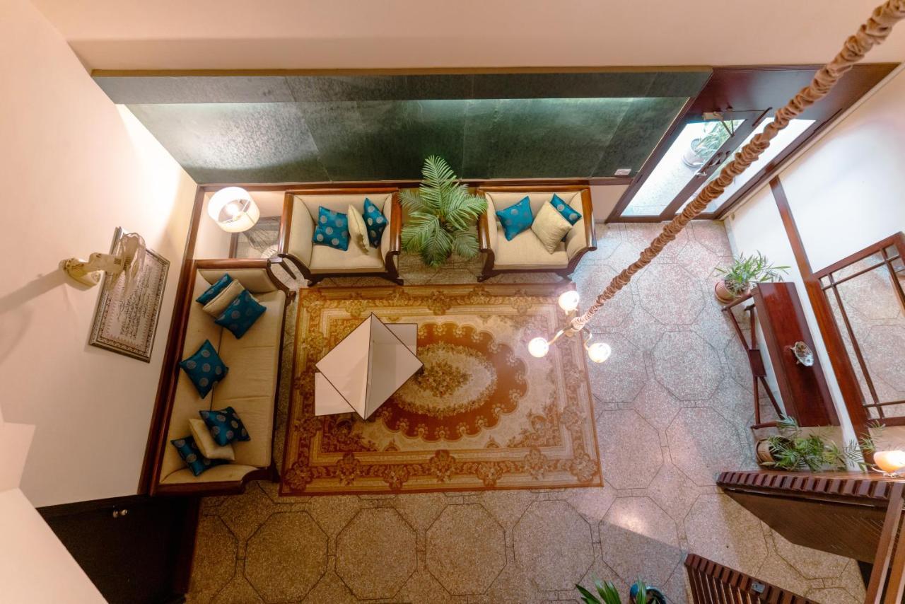 Vip House Hotel Peshawar Buitenkant foto