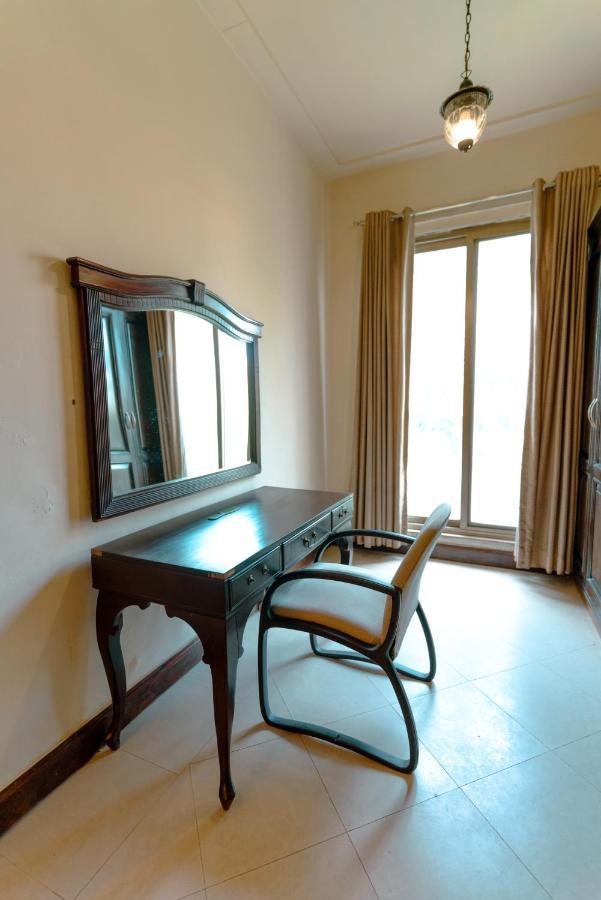 Vip House Hotel Peshawar Buitenkant foto